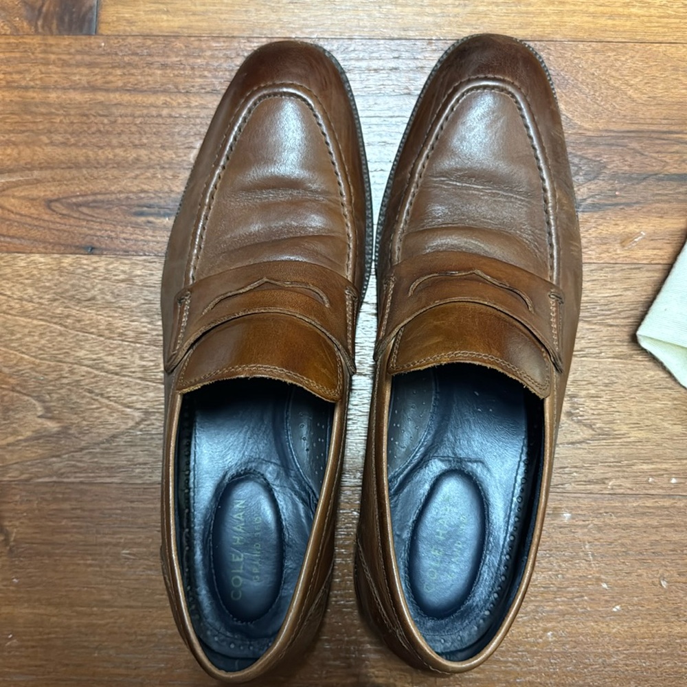 Men’s Cole haan dress shoes